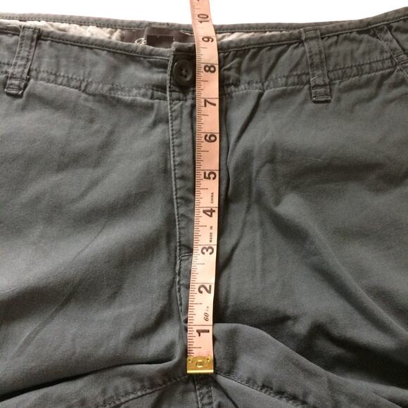 Women's EDDIE BAUER Size 8 Chino Shorts Gray Specially Dyed Pockets Outdoor - Picture 7 of 10